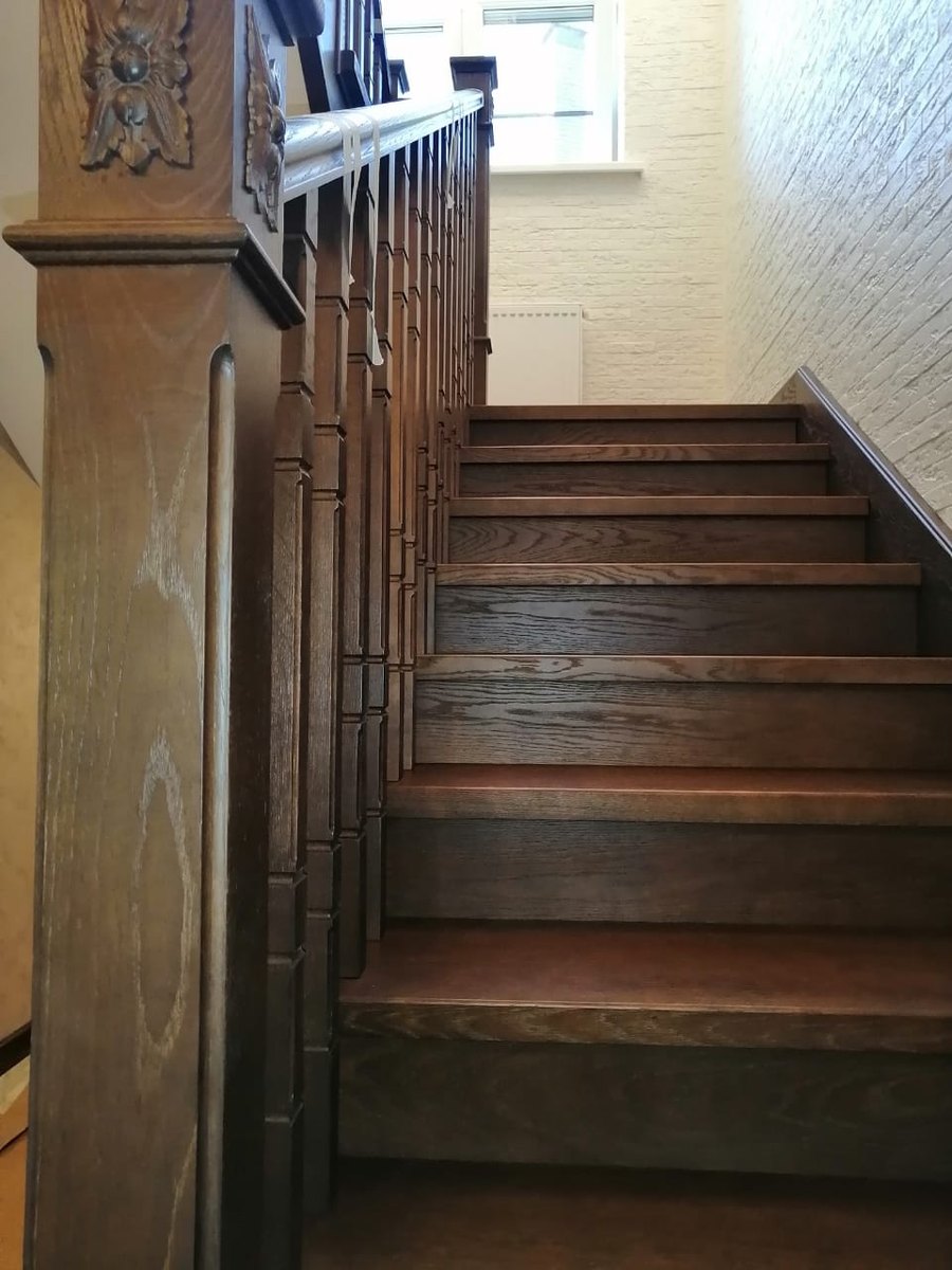 Резная дубовая лестница, фото 24